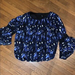Bell sleeve blouse